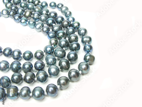 black pearl beads