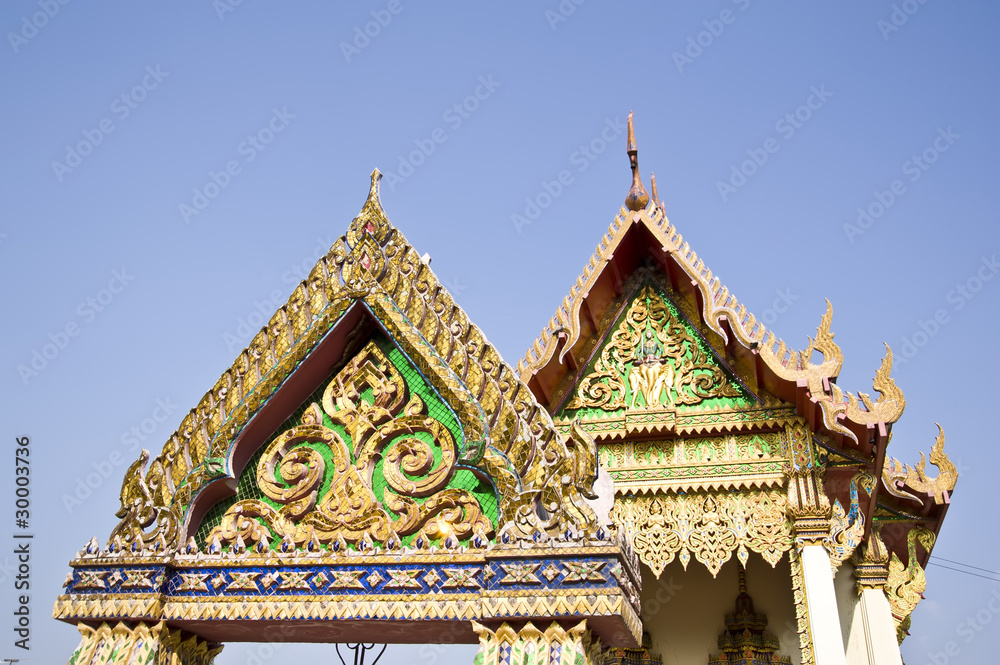 Naklejka premium thai temple roof Chachengsao In Thailand