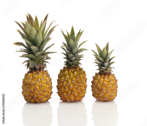 3 ananas