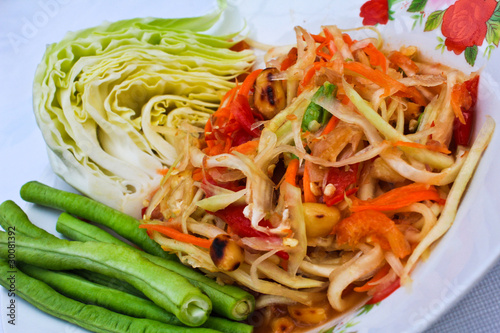 Green papaya salad thai cui...