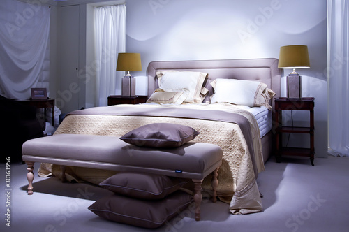 Obraz na plátne bed in classic style