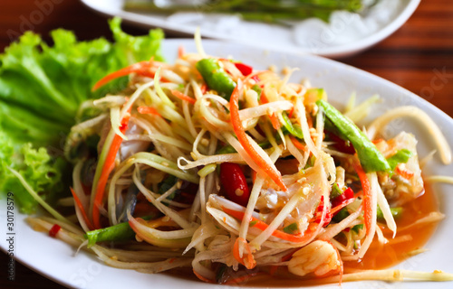 Green papaya salad