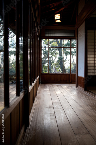 日本家屋の廊下から見える庭 Stock Photo Adobe Stock 日本家屋の廊下から見える庭 Stock Photo Adobe Stock