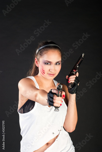 Wallpaper Mural girl with guns Torontodigital.ca