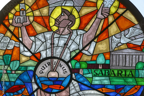 Saint Quirinus, Stained glass