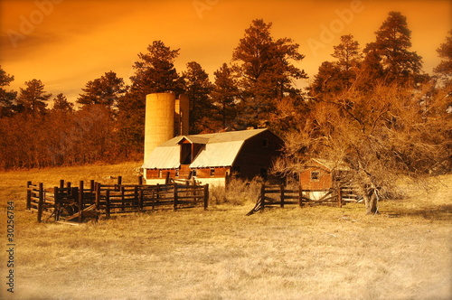 Nostalgic Farm Ranch and Barn house