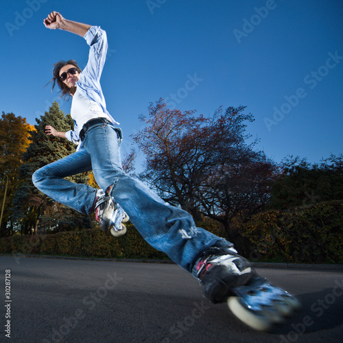 Fast rollerblading