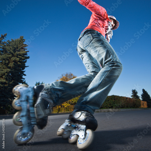 Fast rollerblading