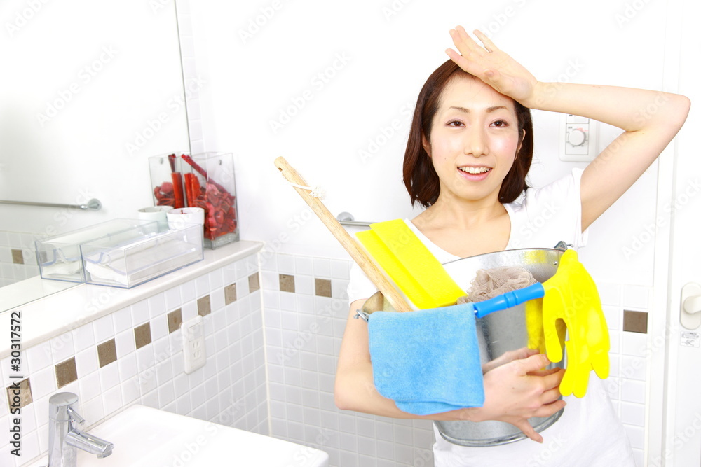 Cleaning of bathroom/バスルームの掃除 Cleaning of bathroom/バスルームの掃除