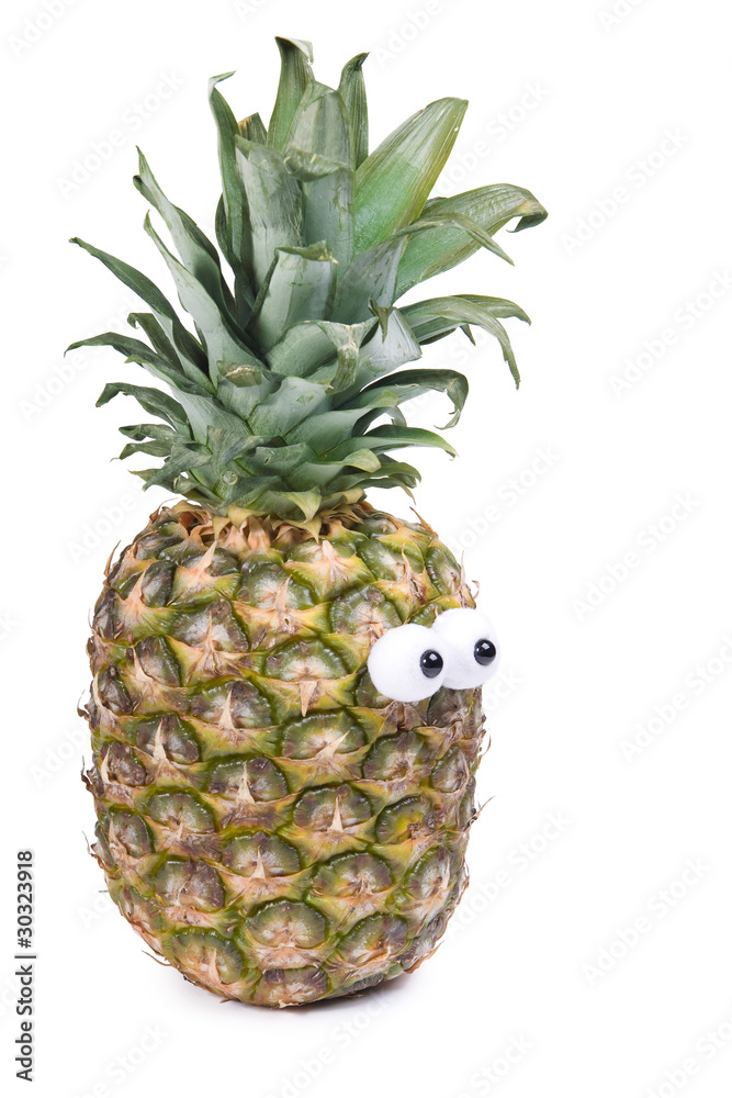 Fototapeta premium pineapple isolated on white background