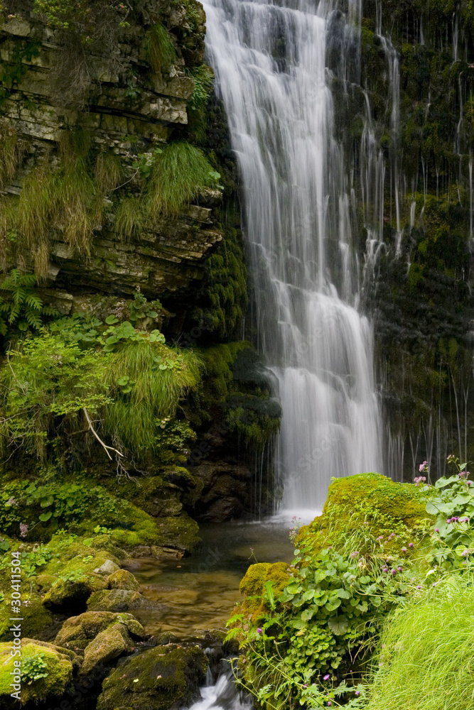 cascata cascata
