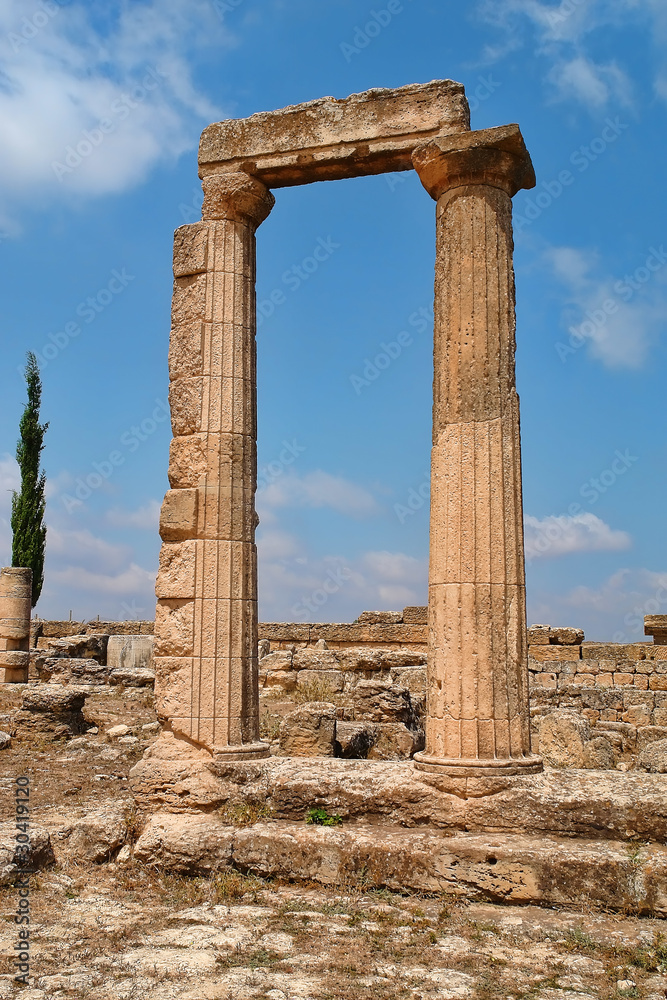 Rovine di un tempio di Cirene - Libia