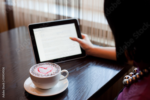 girl in cafe