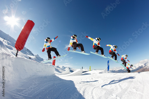 Photos sequence saut snowboard