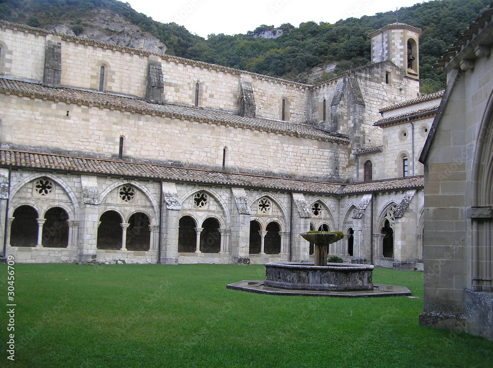 Fototapeta premium CLAUSTRO MONASTERIO DE IRANZU
