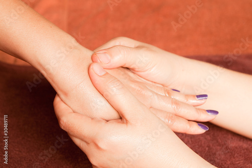 reflexology Hand massage  spa hand treatment Thailand