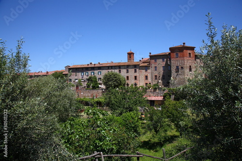 Paciano, antico borgo medievale dell'Umbria