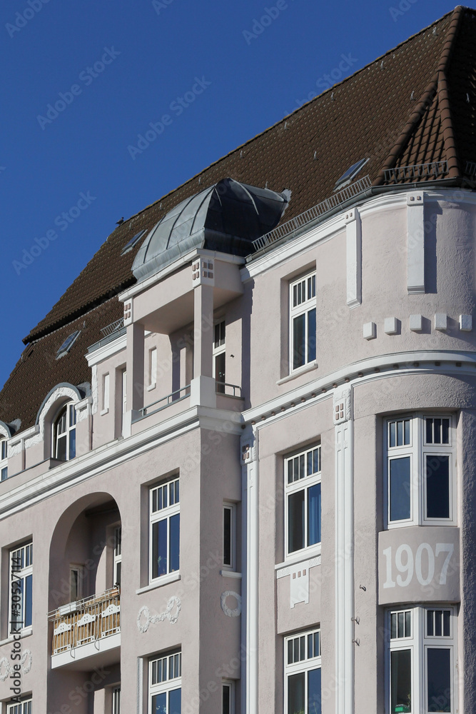 Fototapeta premium Gebäude aus dem Jahr 1907