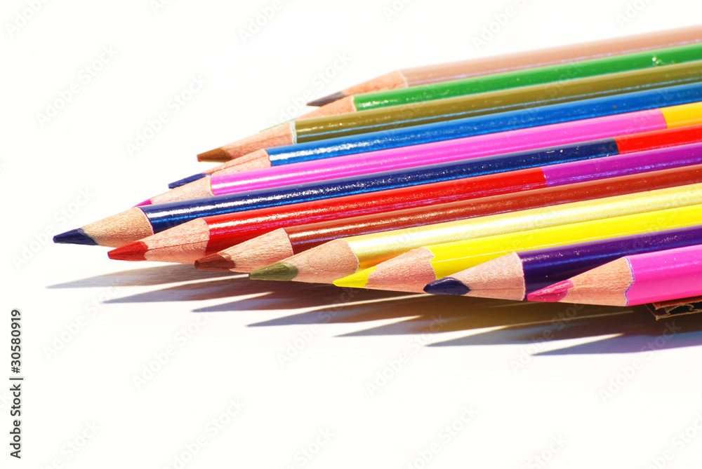 Naklejka premium Color pencils isolated on background