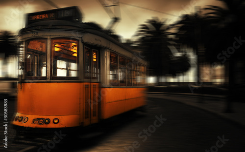 Cable Car Lisbon / Eléctricos de Lisboa