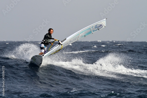 wave windsurfing