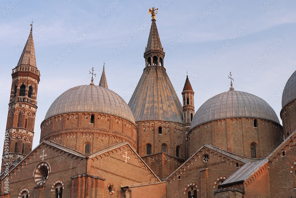 Padova le cupole di sant'antonio