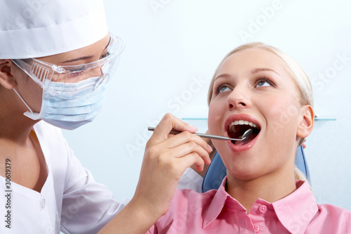 Checking teeth