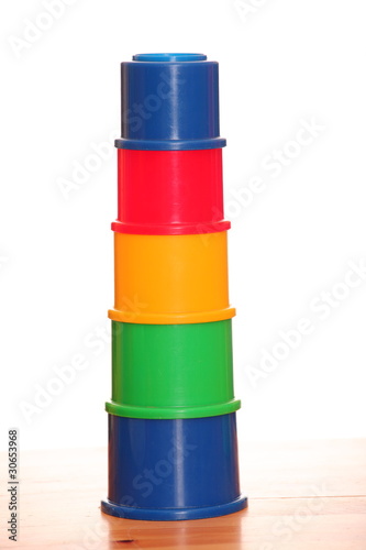 Bunte Spielzeugpyramide