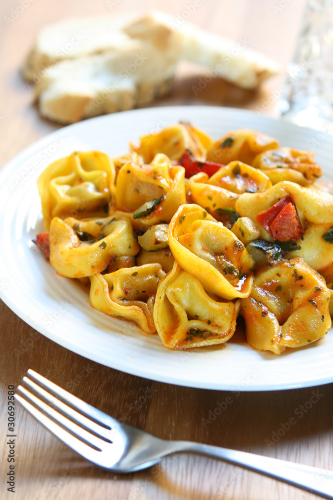 Tortellini with Red Pesto Tortellini with Red Pesto