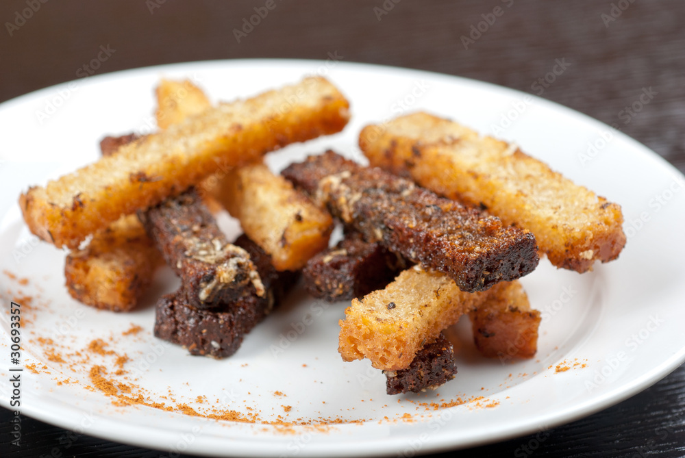 Rusk with garlic