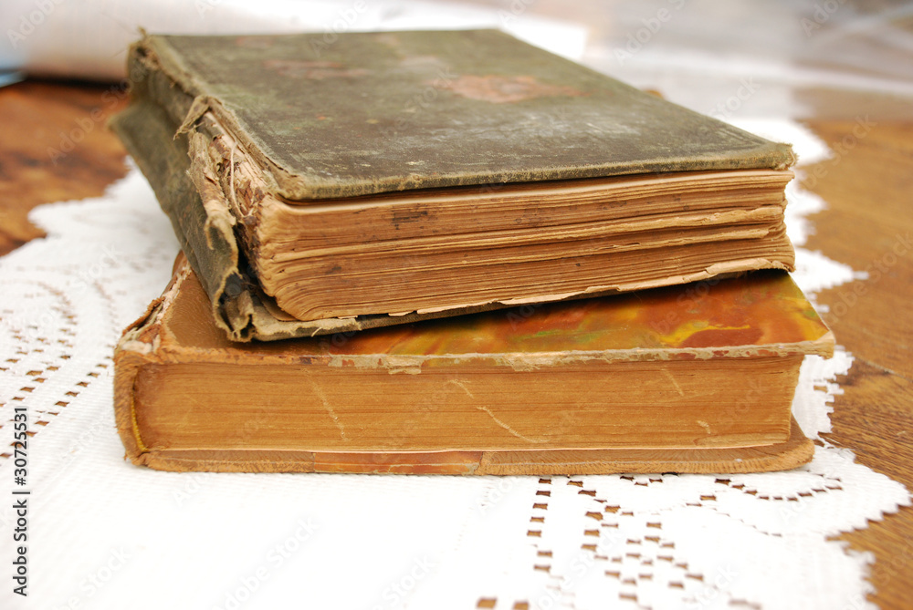 livres 3 livres 3