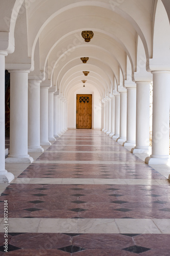 Arched hallway © Flaviu Boerescu