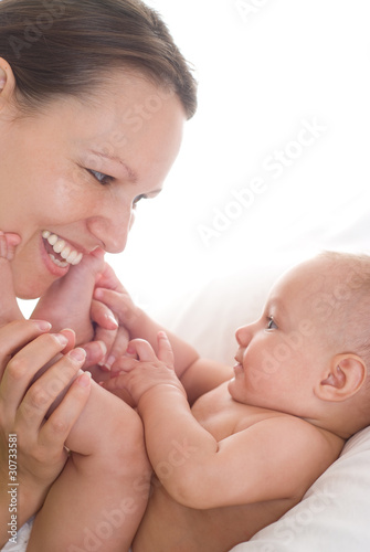 mom s holds the baby