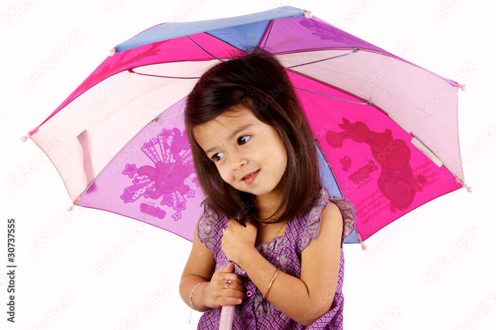petite fille avec parapluie sur fond blanc Stock Photo | Adobe Stock