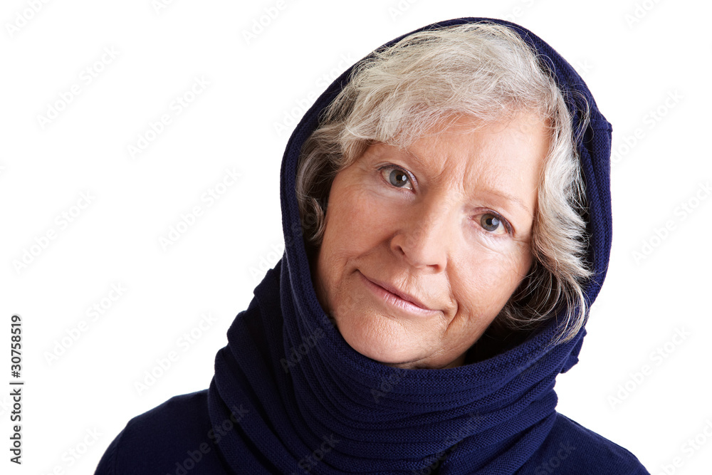 Seniorin im Winter Seniorin im Winter