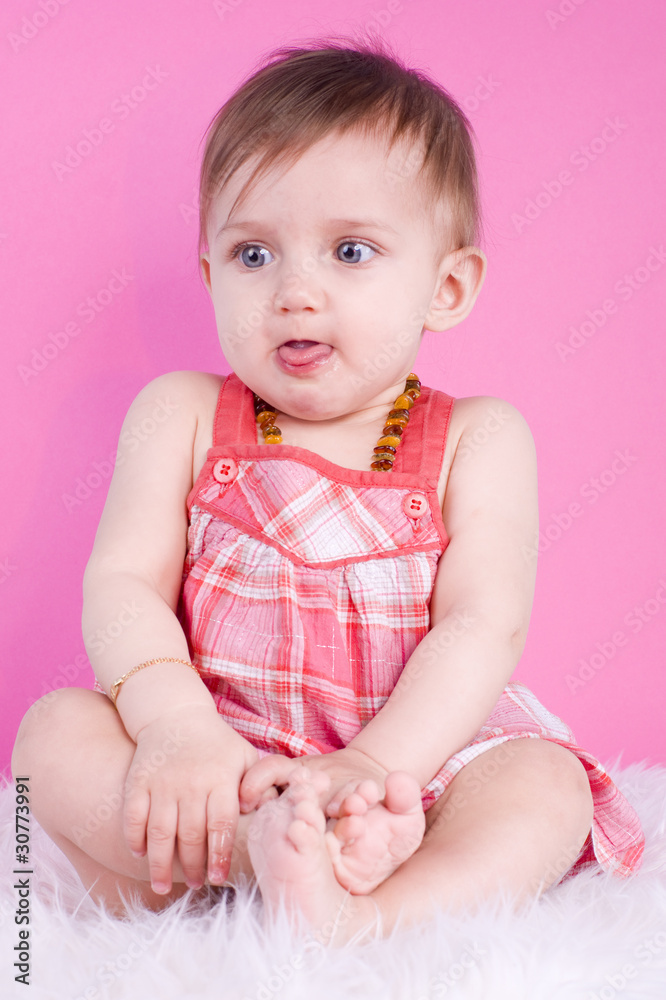 enfant de 8 semaines