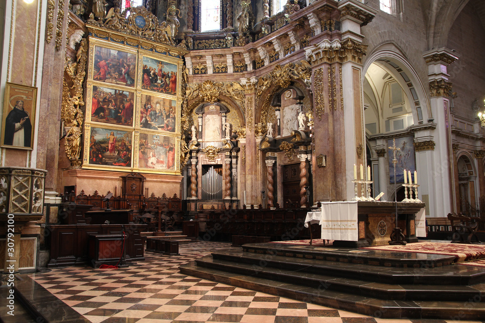 Valencia cathedral interior