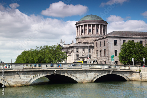 O'Donovan Rossa Bridge and Four Courts, river Liffey in Dublin © Pavel Losevsky