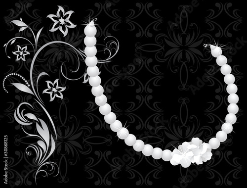Pearly necklace. Vector