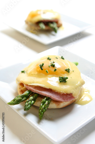 Eggs Benedict