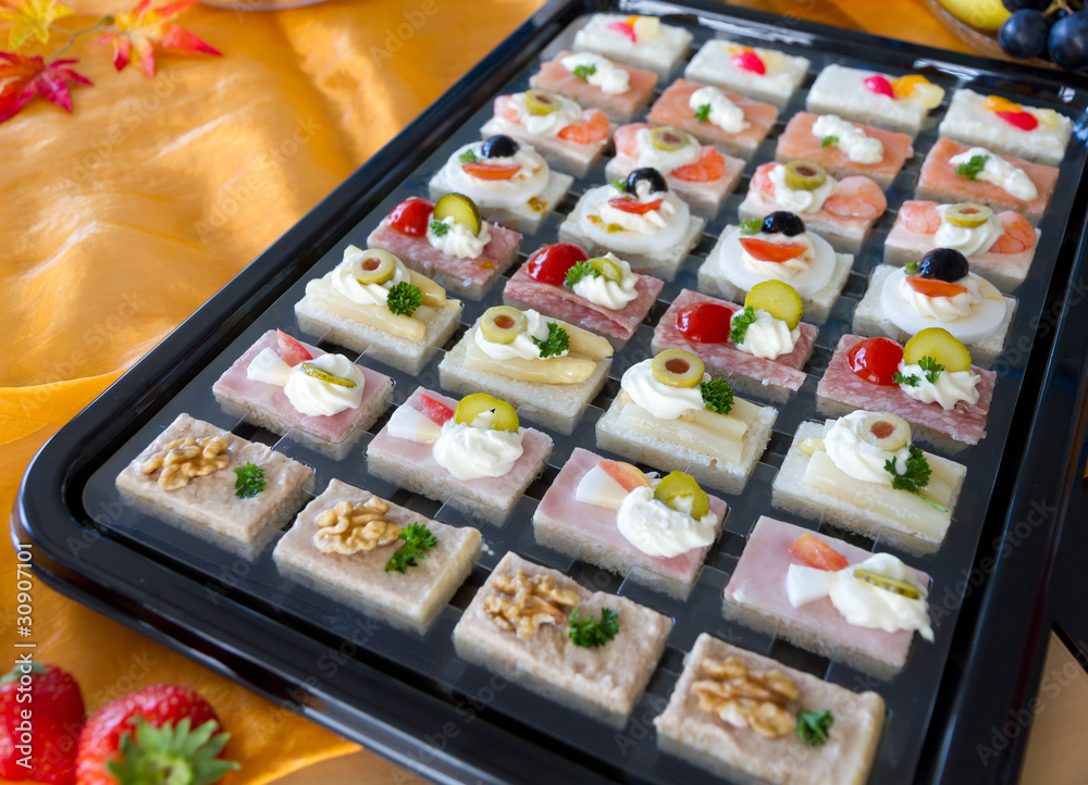 mixed canape bufet