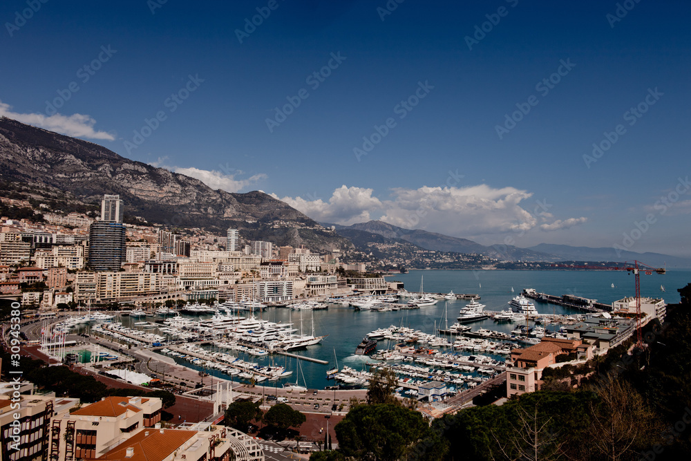 Le port de Monaco Centre, Monte Carlo, vu de haut.