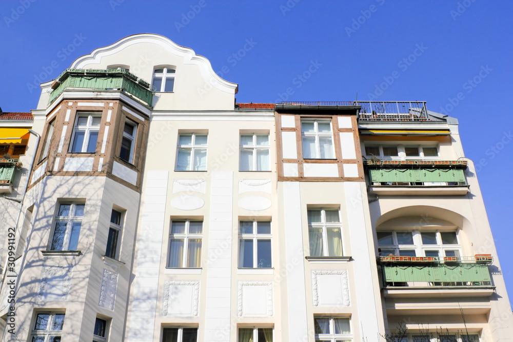 Obraz premium Sanierte Altbaufassade