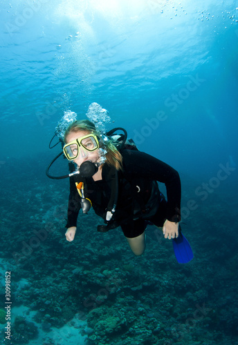 sexy scuba diver poses underwater © JonMilnes