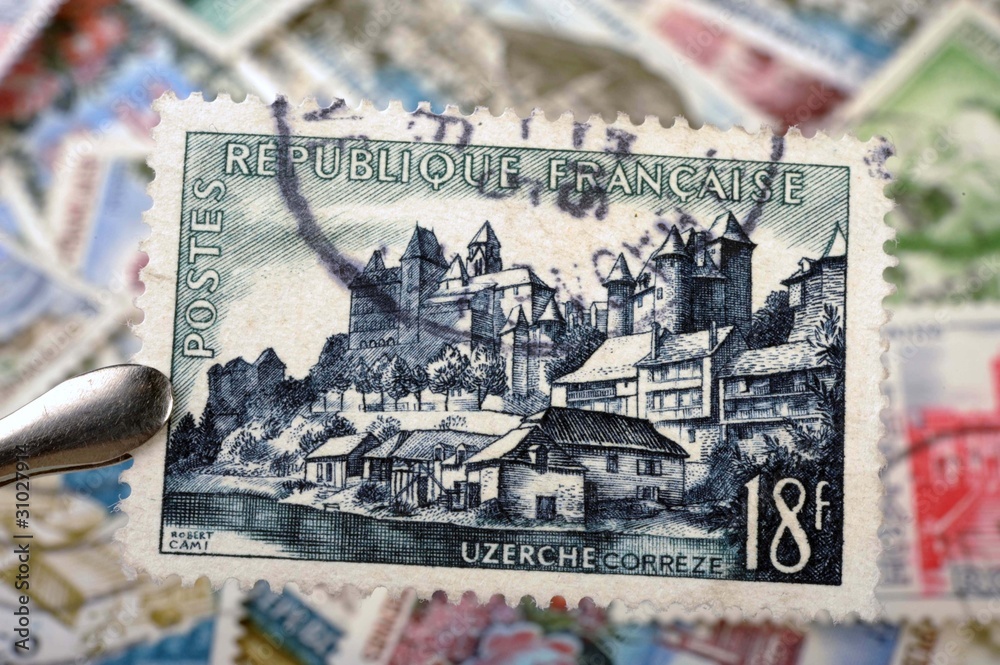 timbres - Uzerche Corrèze - philatélie France