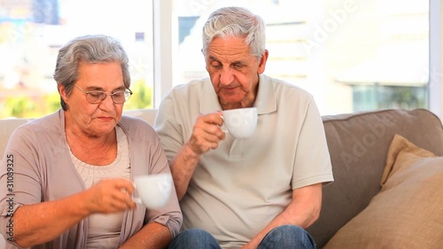 Wallpaper Mural Mature couple drinking some tea Torontodigital.ca