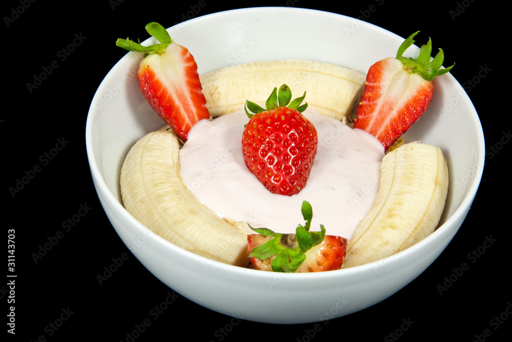 healthy yoghurt breakfast with fruits