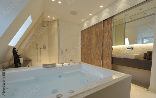 Fotografia Badezimmer im Dach