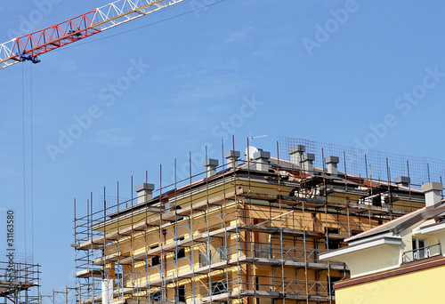 building site with crane © Riccardo Arata