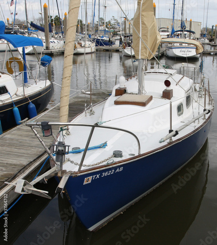 Tartan 27 Sailboat